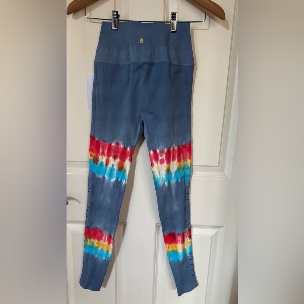 Spiritual Gangster Self Love leggings - Picture 2 of 7
